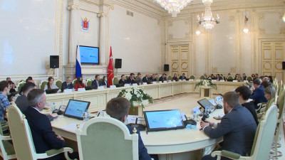 Будущее вышек связи обсудили в Мариинском дворце