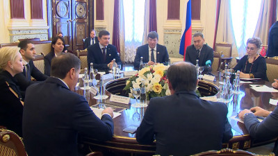 Законотворчество, экономика, туризм: Мариинский дворец принял делегацию парламента Дагестана