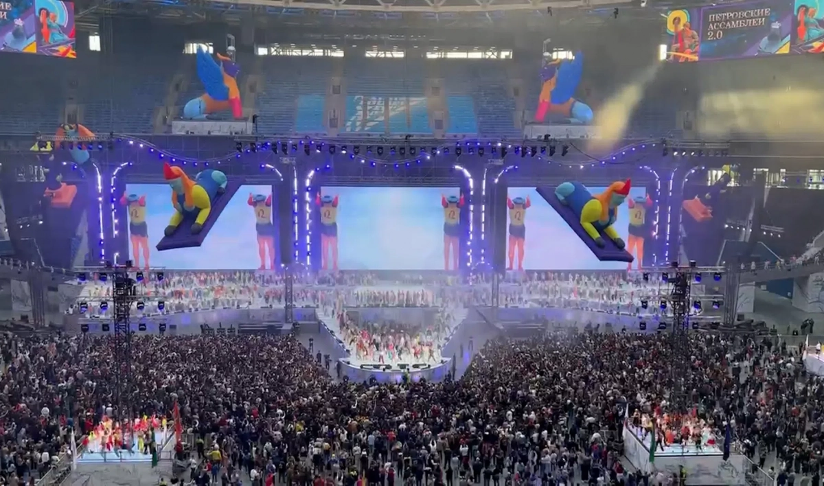 Macan и Scirena станут хедлайнерами «Петровских ассамблей 3.2.2» - tvspb.ru