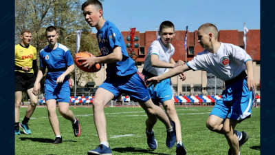 Петербургские курсанты сразились за первенство в тэг-регби