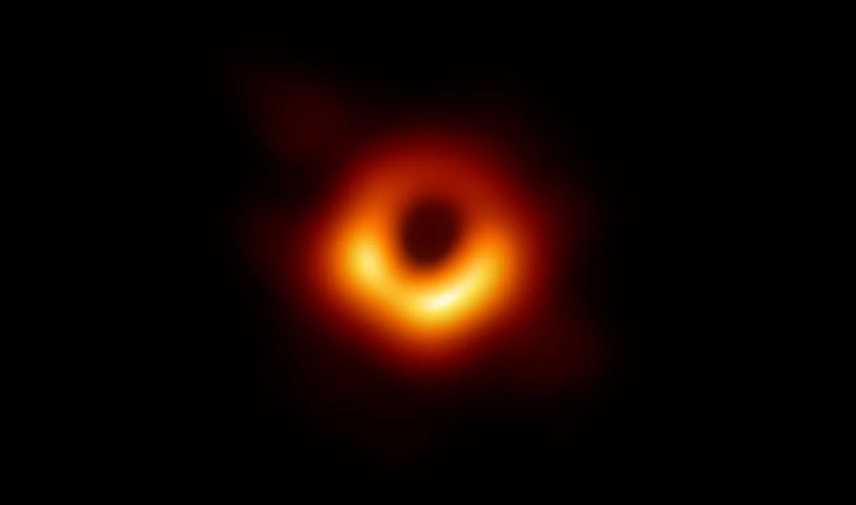 Ученые оценили значимость первого в истории снимка сверхмассивной черной дыры - tvspb.ru