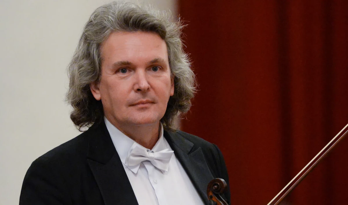 Скрипач оркестра Петербургской филармонии Лев Клычков стал Народным артистом России - tvspb.ru