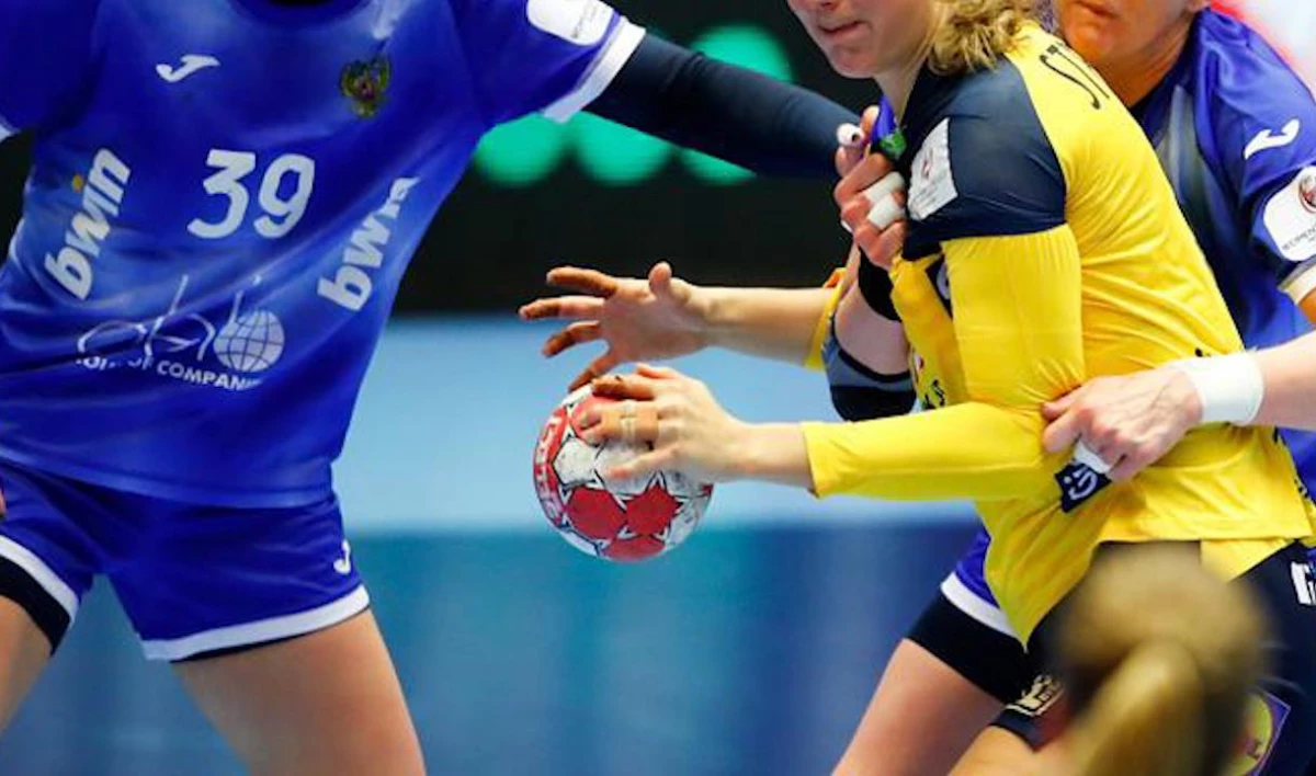 Петербургских гандболистов наградят за высокие результаты на соревнованиях - tvspb.ru