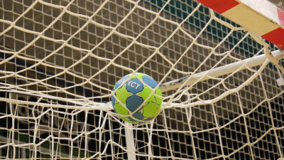 Гандбольная «Нева» заняла третью строчку турнирной таблицы