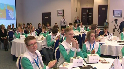 В турнире по нефтегазовой тематике «Умножая таланты» приняли участие команды из 10 регионов