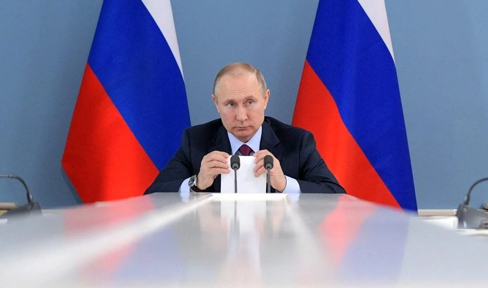 Путин обсудил отношения с Великобританией с членами Совбеза - tvspb.ru