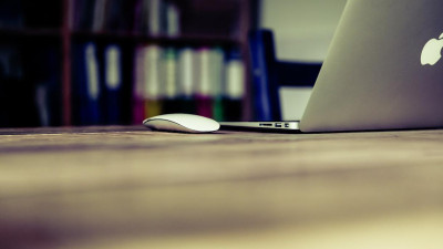 ФАС не будет требовать Apple предустанавливать российский софт