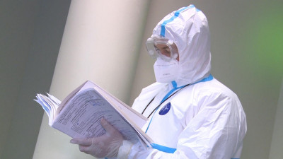 Петербуржцев призвали отказаться от массовых мероприятий для скорейшего завершения пандемии