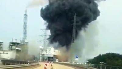 В немецком городе запретили открывать окна из-за взрыва на химическом заводе