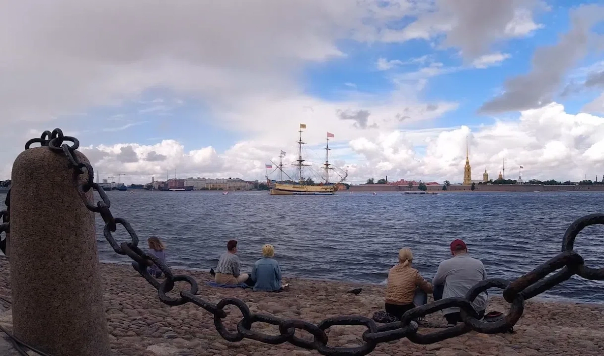 Петербург стал вторым по популярности российским городом для путешествий на 9 мая - tvspb.ru