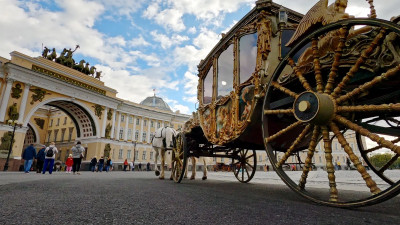 Петербург готовится встретить еще пять миллионов туристов в этом году