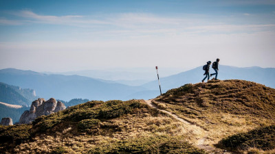 Врач: Ездить в жаркие страны и ходить в горы переболевшим COVID можно не раньше, чем через полгода