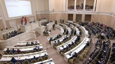 Госдума приняла закон об алиментах для людей предпенсионного возраста