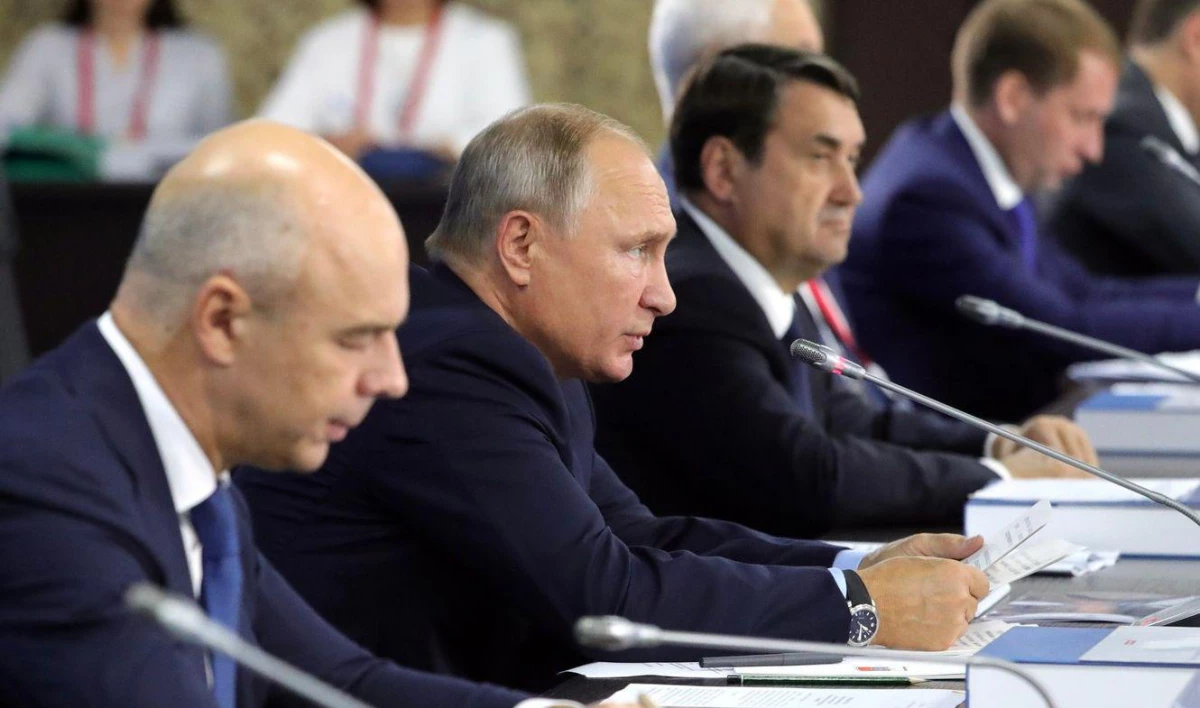 Путин на заседании Госсовета посоветовал министрам выступать кратко - tvspb.ru