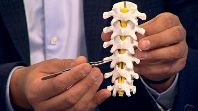 Петербургские ученые рассказали о нейропротезах, которые смогут вернуть движение парализованным людям