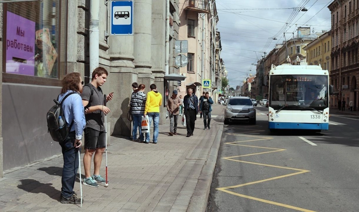 Троллейбусы и трамваи Петербурга собираются оборудовать «говорящей» системой - tvspb.ru