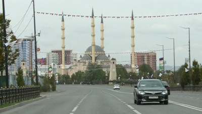 В Грозном встретили делегацию из Петербурга, прибывшую на 200-летие столицы Чечни