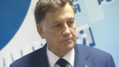Макаров поздравил новичков школы при общественном движении «Молодая гвардия»