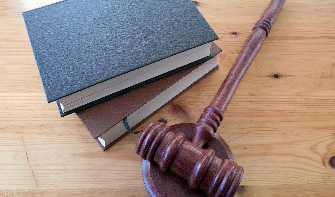 Суд в Петербурге запретил сайты с дистанционным тестом на COVID-19 - tvspb.ru