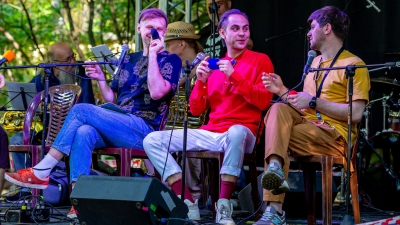 Актеры и музыканты представят поэтический перформанс «Хармс.Doc Revival» в центре Петербурга