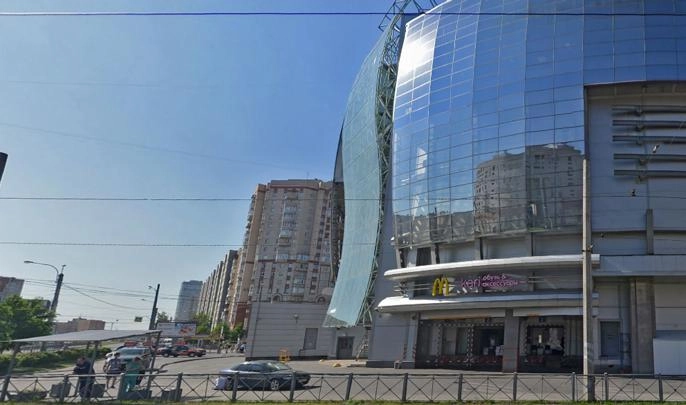 На Комендантской площади снесли четыре незаконных ларька - tvspb.ru