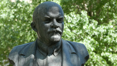 Сколько нужно времени и денег, чтобы в Петербурге сменить профессию на более востребованную
