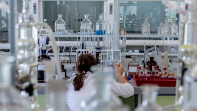 Химик на удаленке. В Университете ИТМО роботы выполняют работу лаборантов