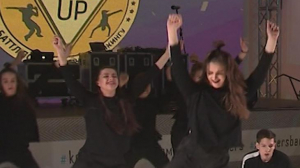 Молодежь сразилась в танце за призы главы Калининского района