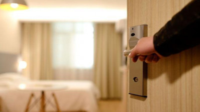 Водительское удостоверение станет новым документом для заселения в отели с 2026 года