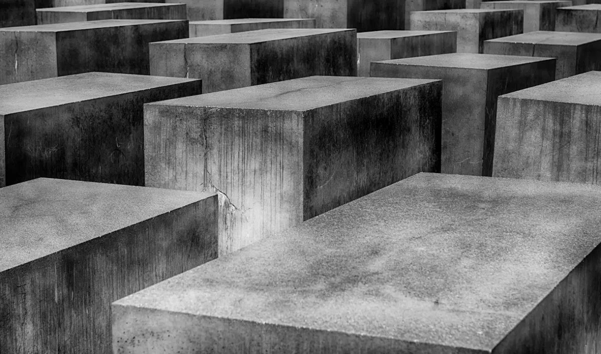 В Петербурге покажут спектакль и лекции об истории Холокоста - tvspb.ru