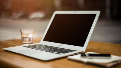 Apple представит бюджетный MacBook Air весной