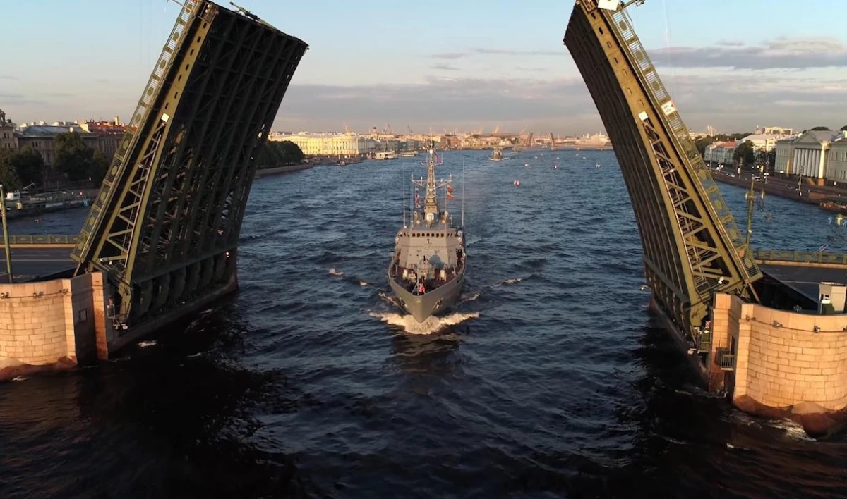 Главная репетиция парада ко Дню военно-морского флота состоится 24 июля - tvspb.ru