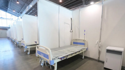 За день временный госпиталь в «Ленэкспо» принял 18 пациентов