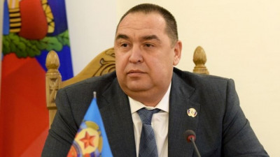 СМИ: Глава ЛНР Плотницкий уехал в Россию