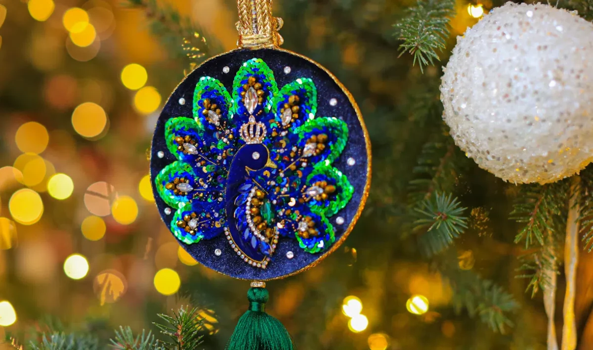 Государственный Эрмитаж проводит международный конкурс елочной игрушки - tvspb.ru