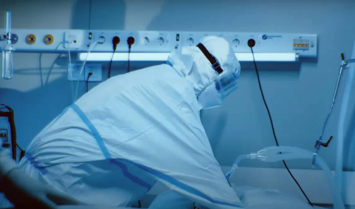 Петербургские врачи сняли клип о работе в пандемию - tvspb.ru