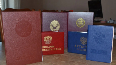 В Петербурге завели уголовное дело по факту использования поддельного диплома