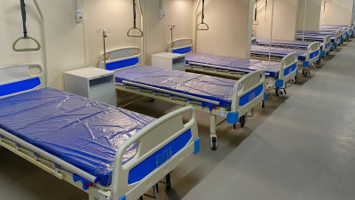 В Петербурге могут уменьшить число больничных коек для детей c COVID-19