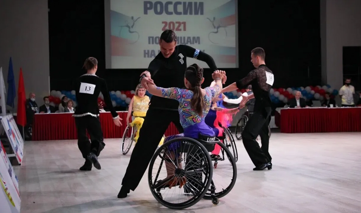 Петербург стал лидером в медальном зачете на чемпионате по танцам на колясках - tvspb.ru