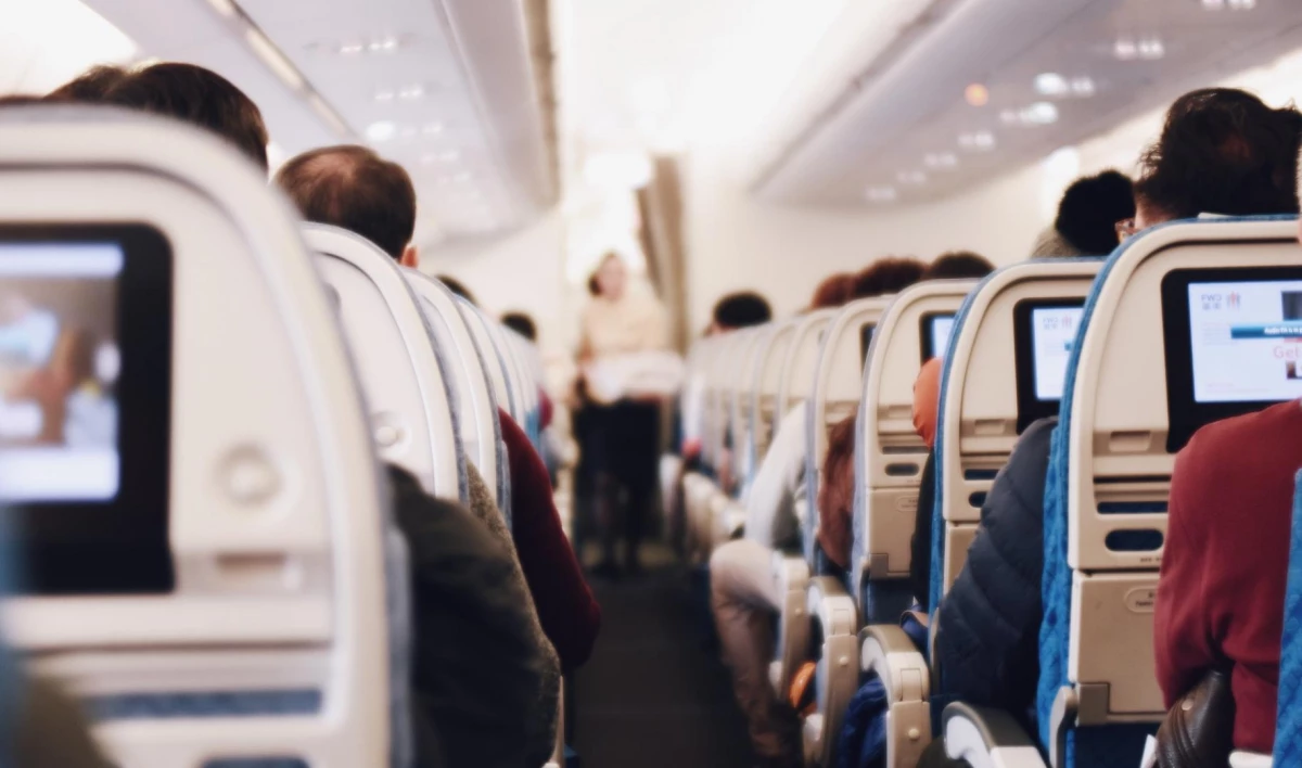 Самолет направлением Москва — Канкун не улетел вовремя из «Внуково» из-за ссоры пассажиров - tvspb.ru