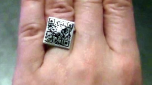 Обручальное кольцо с электронным кошельком. Новый рекордсмен книги Гиннеса. Социальная сеть предлагает фото-сервис