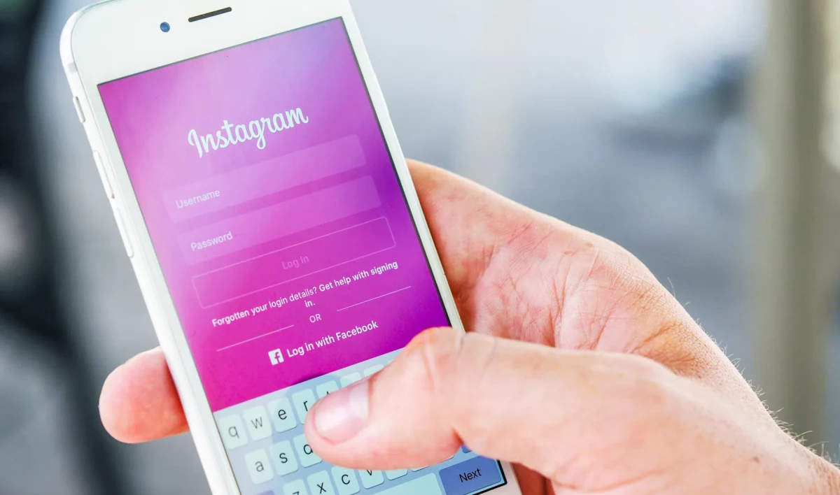 Пользователи жалуются на сбой в работе Instagram - tvspb.ru