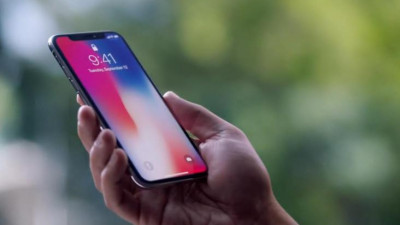 Пользователи iPhone X открыли «портал в другой мир»