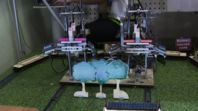 Бильдербот и лесопатолог: конструкторы показали, как работают роботы-победители Всемирной Олимпиады