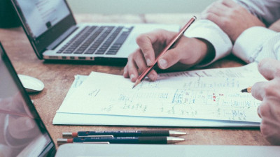 Петербург выделил 1 млрд рублей для поддержки малого и среднего бизнеса