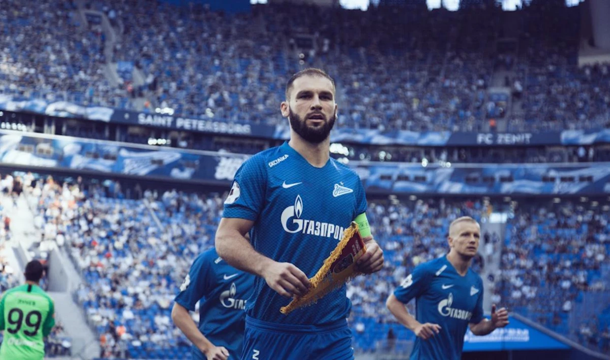 В «Зените» опровергли слухи, что клуб не смог продлить контракт с Ивановичем - tvspb.ru