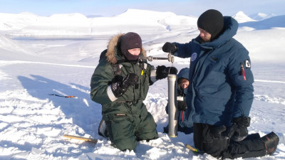 Петербургские полярники на Шпицбергене исследуют, как изменился климат за несколько тысяч лет