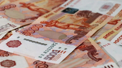 Правительство России выделит 2,6 млрд рублей на поддержку туризма, общепита и спорта