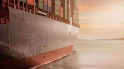 Между Петербургом и Дальним Востоком планируют запустить каботажную линию