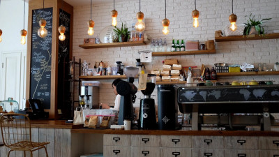 В Петербурге рассматривают возможность введения QR-кодов в кафе и ресторанах